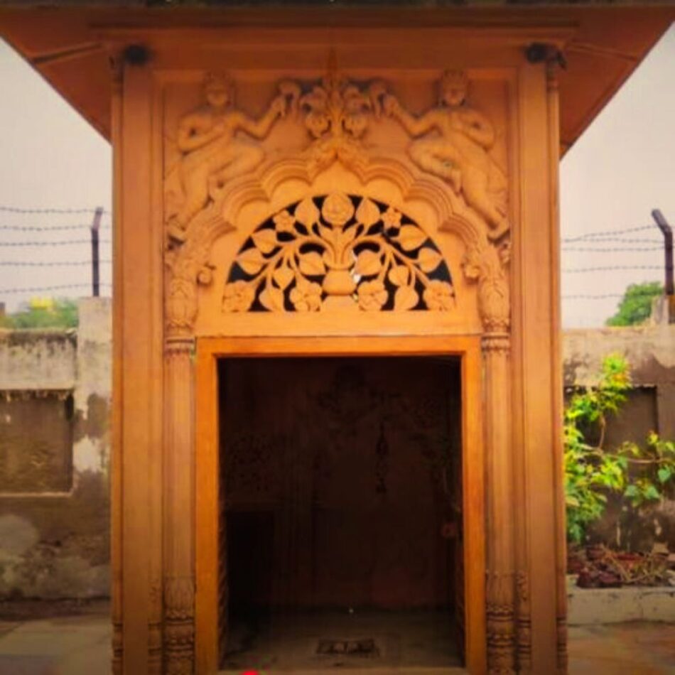 महाप्रभु जी की बैठक, राधाकुण्ड